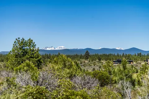 19240 Christopher Ct, Bend, OR 97702