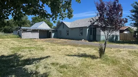 1845 Derby St, Klamath Falls, OR 97603