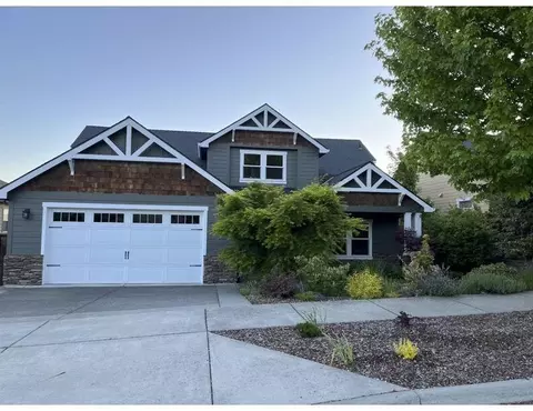 4481 Park Ridge Dr, Medford, OR 97504