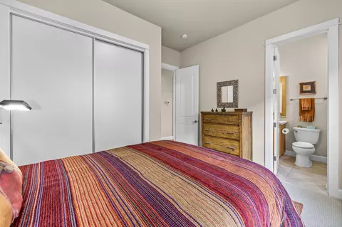 61879 Fall Creek Loop, Bend, OR 97702 photo 25