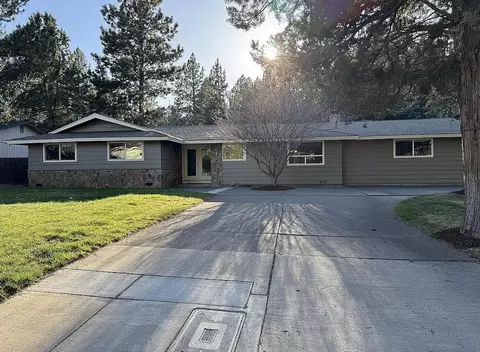 1811 NE Shepard Rd, Bend, OR 97701