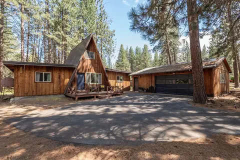 59960 Navajo Rd, Bend, OR 97702