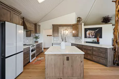 24395 Dodds Rd, Bend, OR 97701 photo 17