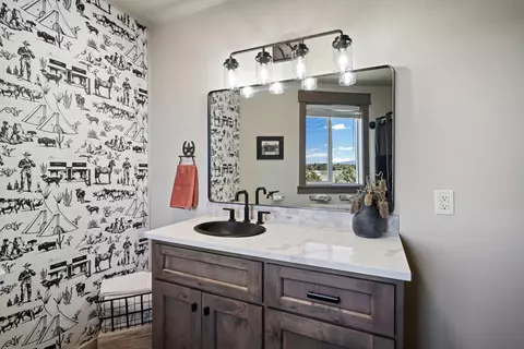 24395 Dodds Rd, Bend, OR 97701 photo 25