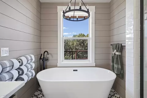 24395 Dodds Rd, Bend, OR 97701 photo 21