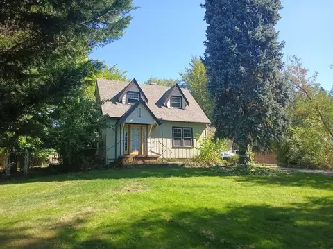 2381 Williams Hwy, Grants Pass, OR 97527