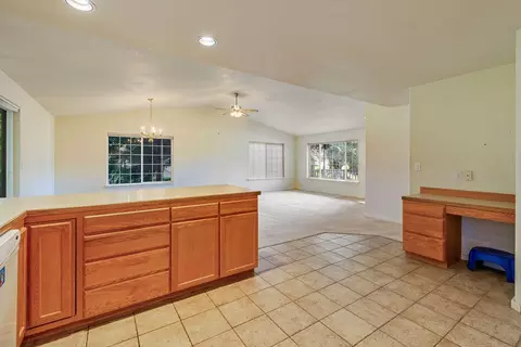 Living - 2279 NEdgewater Dr, Bend, OR 97701 photo 6 of 6