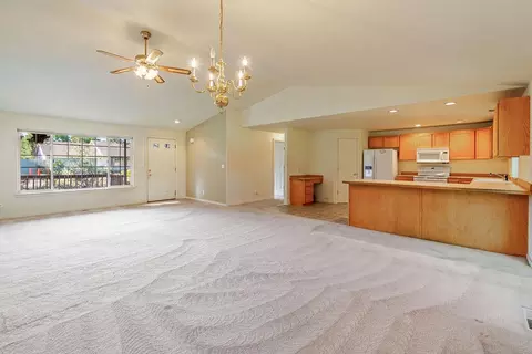 Living - 2279 NEdgewater Dr, Bend, OR 97701 photo 4 of 6