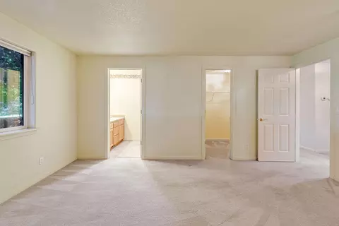 Bedroom - 2279 NEdgewater Dr, Bend, OR 97701 photo 5 of 5