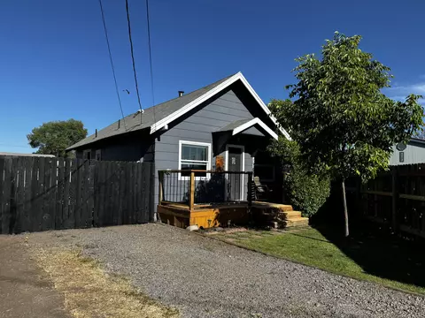 4509 Avalon Pl, Klamath Falls, OR 97603