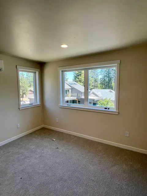 20024 Alderwood Cir #1, Bend, OR 97702 photo 15