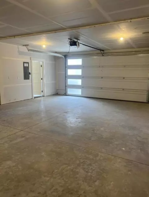 Other - 2082 NW Trenton Ave #2, Bend, OR 97703 photo 1 of 4
