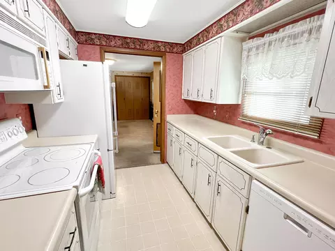 60925 Aspen Dr, Bend, OR 97702 photo 10