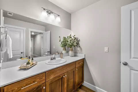 2907 NE Wells Acres Rd # 12, Bend, OR 97701 photo 10