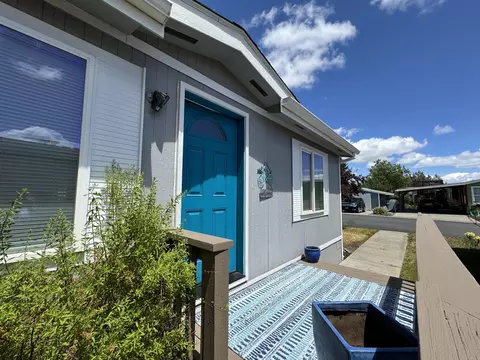 1001 SE 15th St #219, Bend, OR 97702