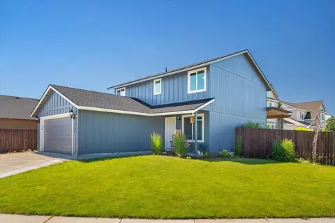255 SW 25th St, Redmond, OR 97756