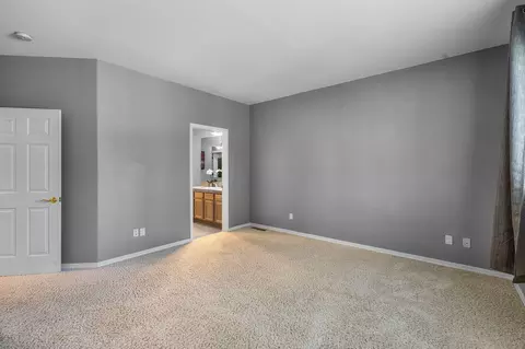 Bedroom - 19587 Simpson Ave, Bend, OR 97702 photo 5 of 7