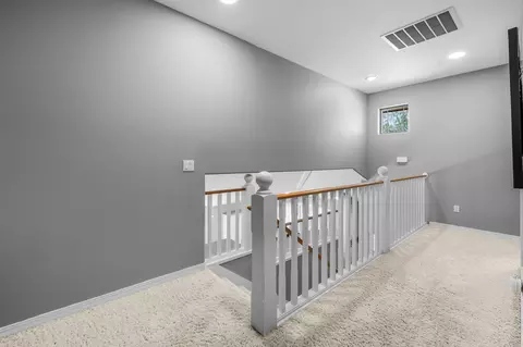 Entry Way - 19587 Simpson Ave, Bend, OR 97702 photo 6 of 6