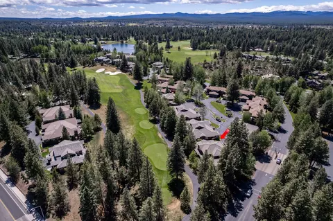 View/Area - 19587 Simpson Ave, Bend, OR 97702 photo 2 of 2