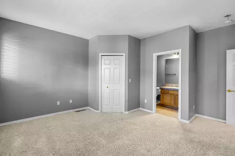 Bedroom - 19587 Simpson Ave, Bend, OR 97702 photo 6 of 7