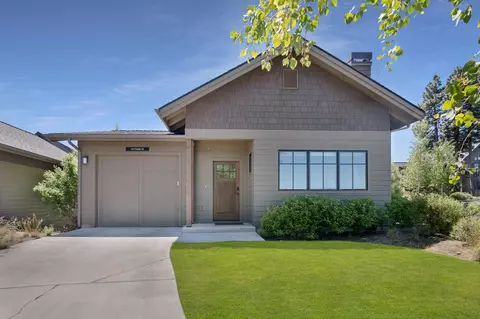 61255 Tetherow Dr, Bend, OR 97702