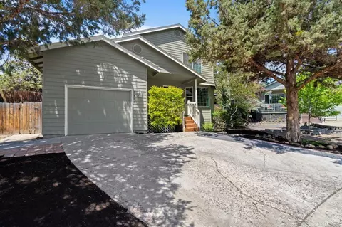 2400 NE Jennie Jo Ct, Bend, OR 97701