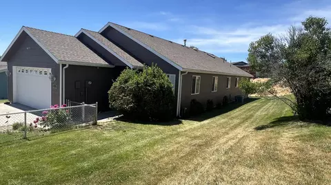 198 Crestdale Way, Klamath Falls, OR 97603