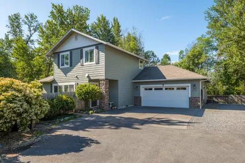 2111 SW Ford St, Grants Pass, OR 97526
