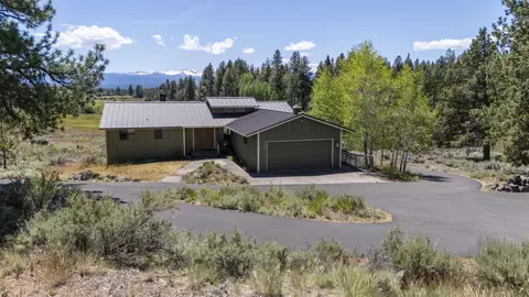 69889 Meadow View Rd, Sisters, OR 97759