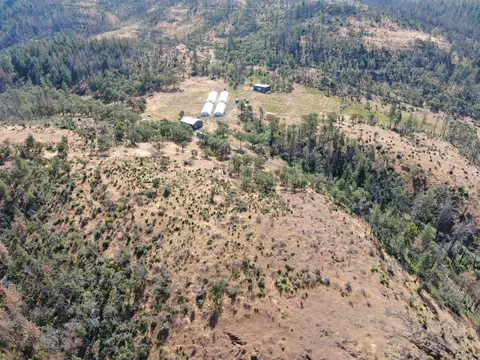 4962-4964 Butte Falls Hwy, Eagle Point, OR 97524