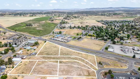 Tbd Hwy 97, Madras, OR 97741