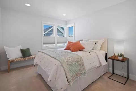 Bedroom - 2808 NW Shields Dr, Bend, OR 97703 photo 3 of 4