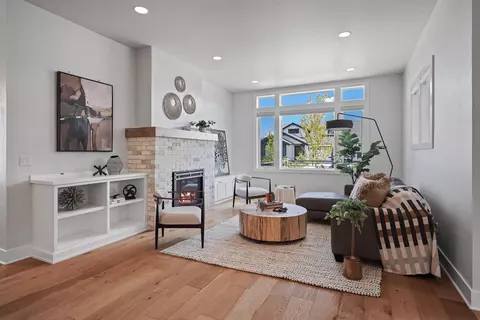 Living - 2808 NW Shields Dr, Bend, OR 97703 photo 1 of 3