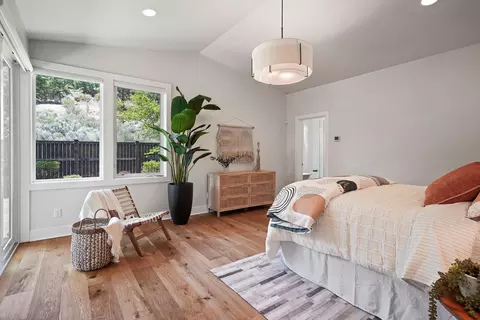 Bedroom - 2808 NW Shields Dr, Bend, OR 97703 photo 1 of 4