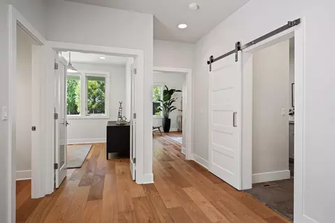 Entry Way - 2808 NW Shields Dr, Bend, OR 97703 photo 3 of 4