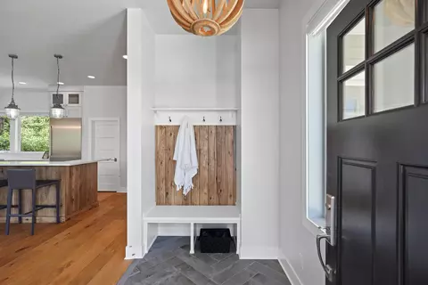 Entry Way - 2808 NW Shields Dr, Bend, OR 97703 photo 1 of 4