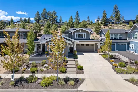 Exterior - 2808 NW Shields Dr, Bend, OR 97703 photo 2 of 7