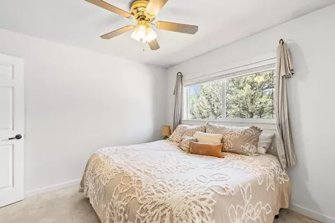 Bedroom - 21873 Rincon Ave, Bend, OR 97702 photo 4 of 9