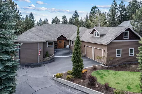 3178 NW Fairway Heights Dr, Bend, OR 97703