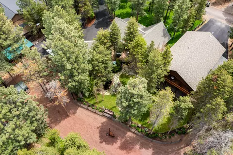 16864 Covina Rd, Bend, OR 97707