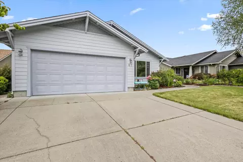 67 Freshwater Dr, Phoenix, OR 97535 photo 2