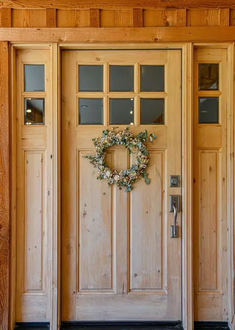 Entry Way - 11048 Highway 238, Applegate, OR 97530 photo 2 of 2