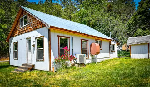 Exterior - 11048 Highway 238, Applegate, OR 97530 photo 11 of 17
