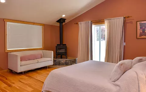 Bedroom - 11048 Highway 238, Applegate, OR 97530 photo 1 of 4