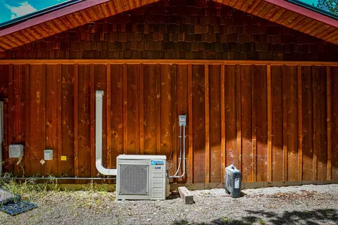 Exterior - 11048 Highway 238, Applegate, OR 97530 photo 5 of 17