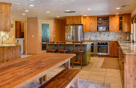 Kitchen - 11048 Highway 238, Applegate, OR 97530 photo 5 of 5