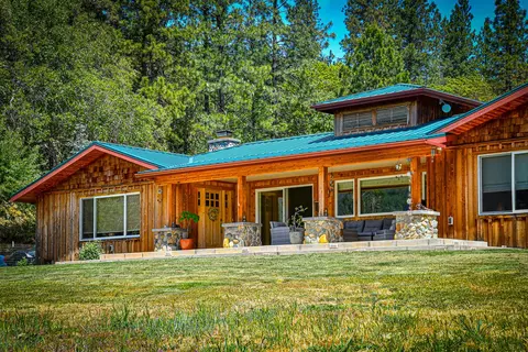 Exterior - 11048 Highway 238, Applegate, OR 97530 photo 3 of 17