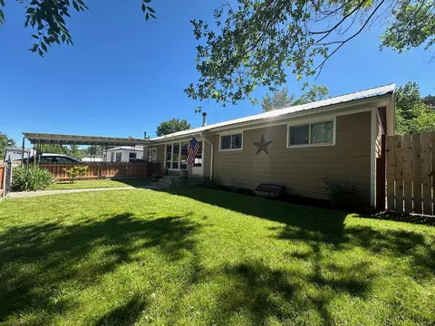 228 N Humbolt St, Canyon City, OR 97820