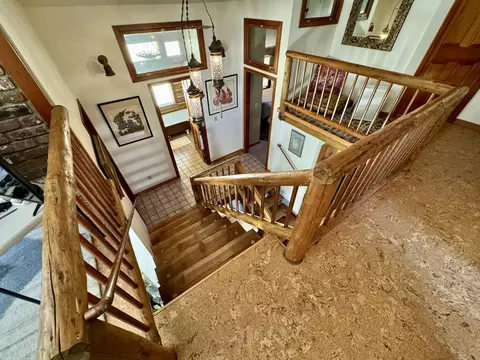Entry Way - 6006 Thompson Creek Rd, Applegate, OR 97530 photo 4 of 7