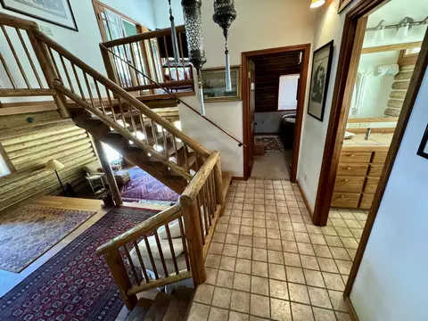Entry Way - 6006 Thompson Creek Rd, Applegate, OR 97530 photo 3 of 7